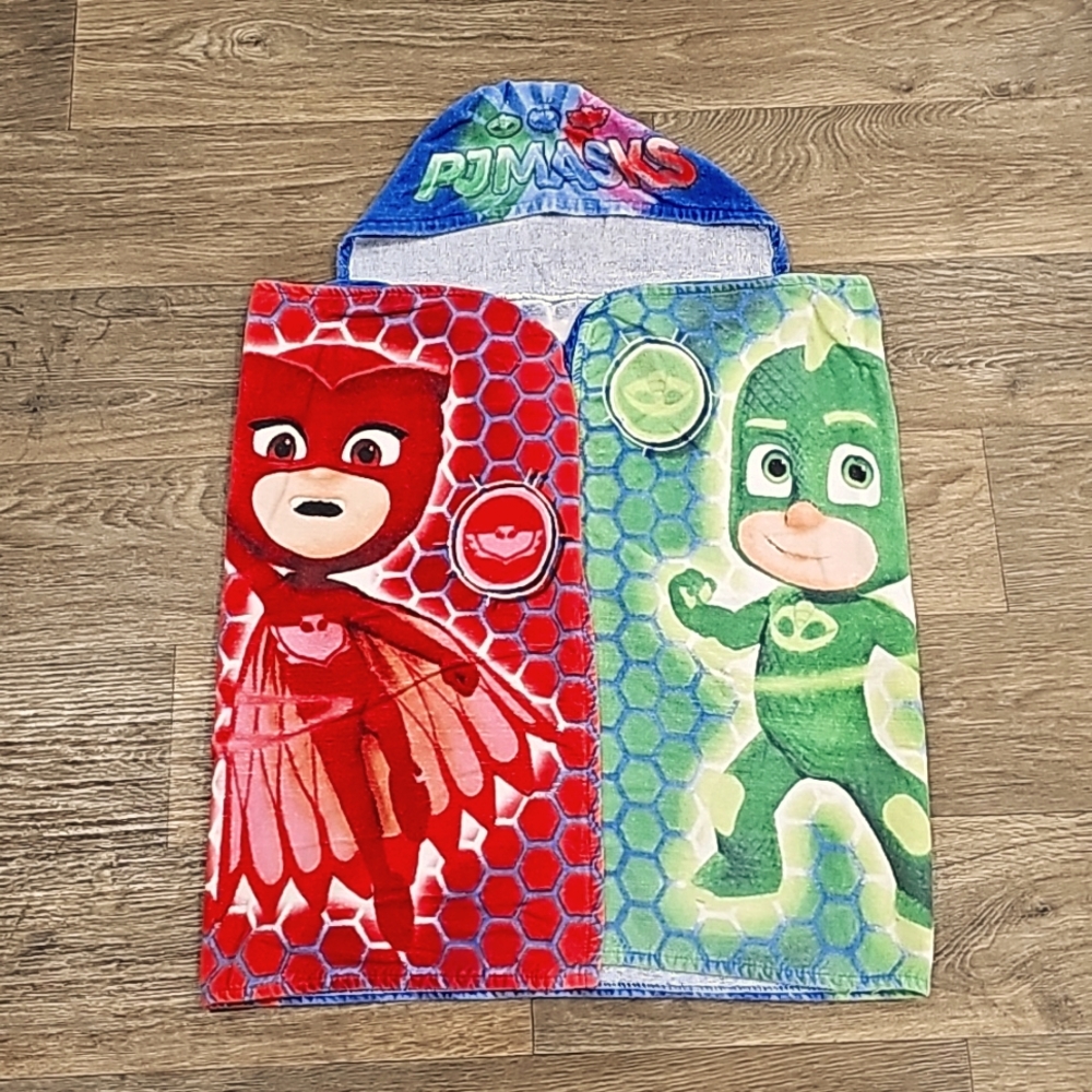 💥3/$15💥PJ Mask hooded towel